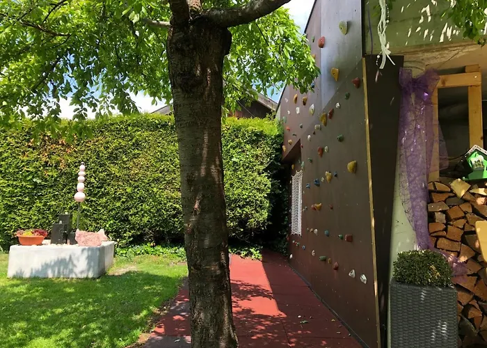 Laerchenstube * ميدرز